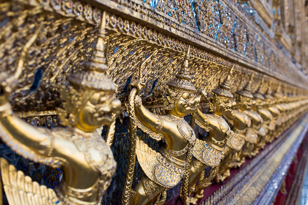 Just a small taste of the intricate detailing that the Grand Palace offers. 