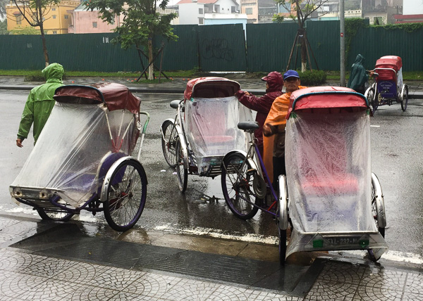 Cyclos in the rain, and one of the only photos we got on this wet day. 